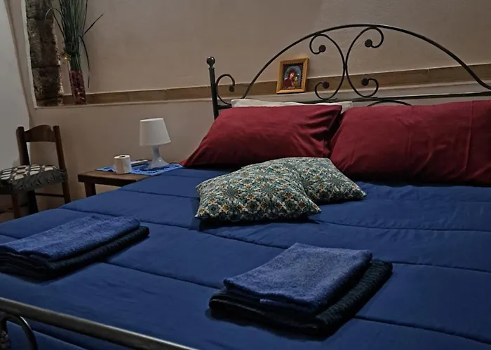 La Piazzetta * Linguaglossa